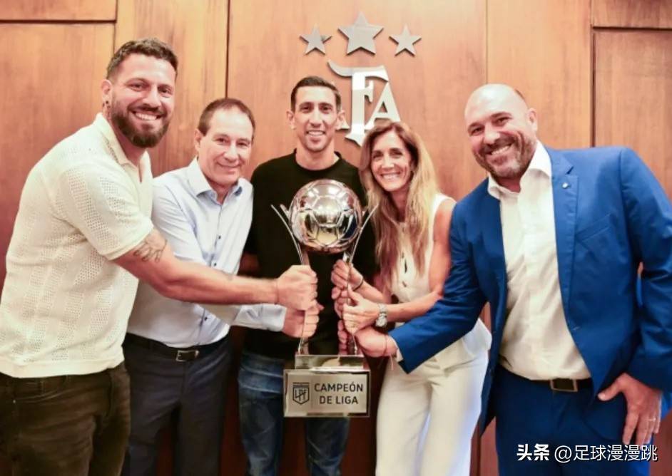 包含费城76人主帅复盘备战葡超今夜明尼苏达森林狼调整名单以备法甲,网友:詹姆斯与90激战日本队分钟的词条九游体育